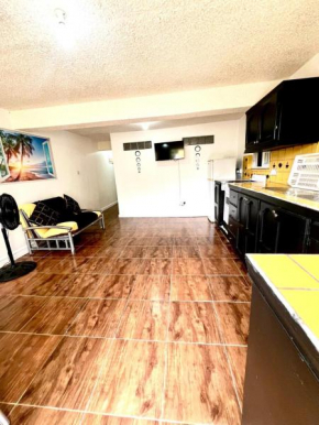 Course of comfort side apartment